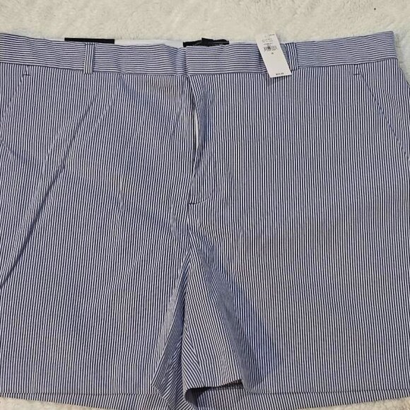 Banana Republic Pants - Banana Republic Women's Classic Blue & White Stripe Shorts